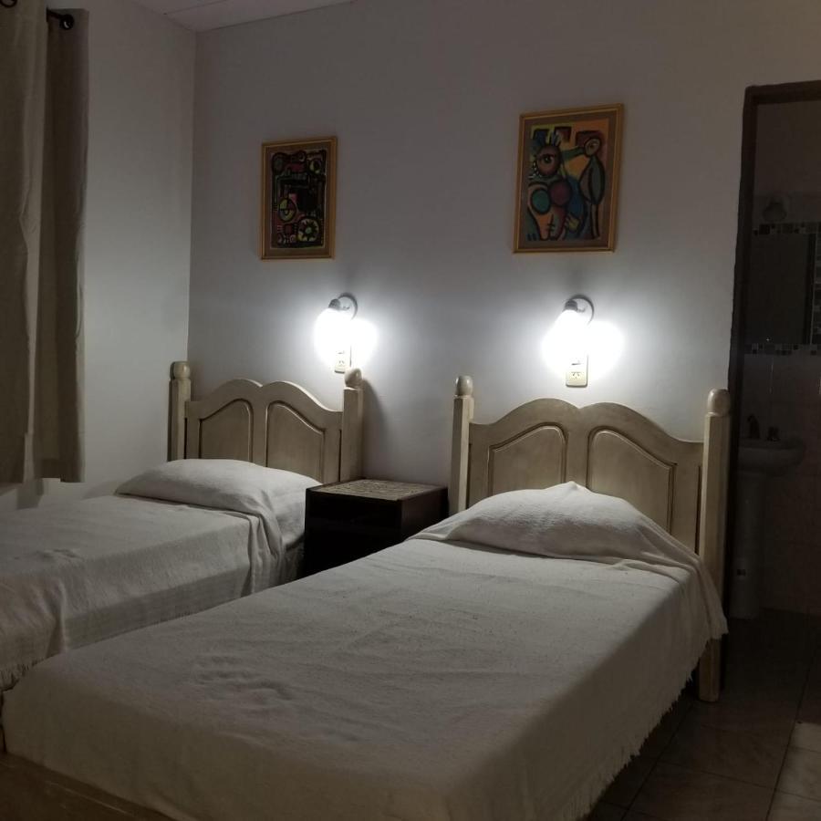 Hotel Mola Puerto Iguazú Extérieur photo