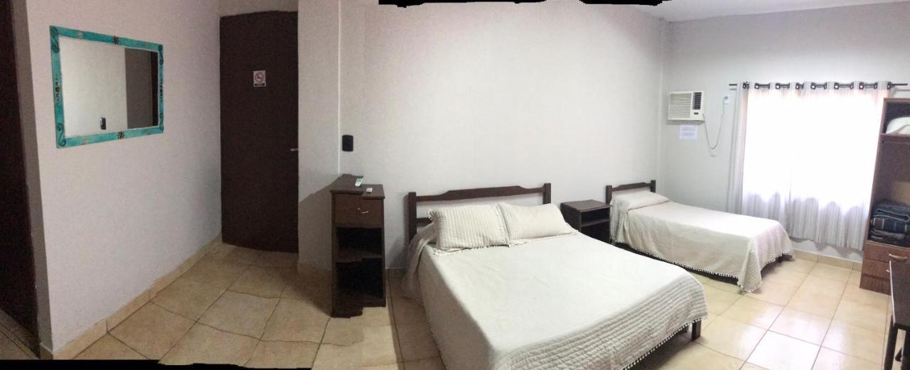 Hotel Mola Puerto Iguazú Extérieur photo